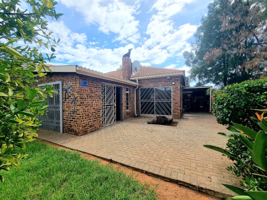 3 Bedroom Property for Sale in Carters Glen Northern Cape